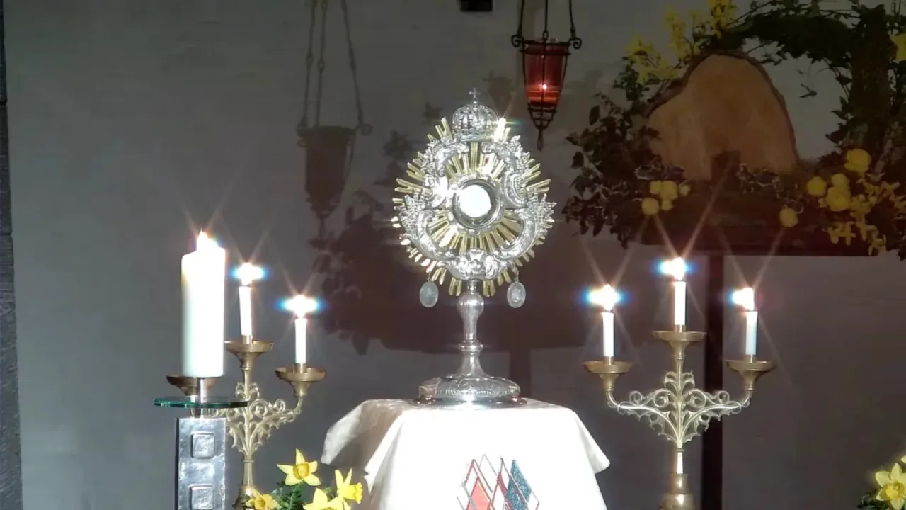 Eucharistische Anbetung aus St. Hubertus, Selfkant