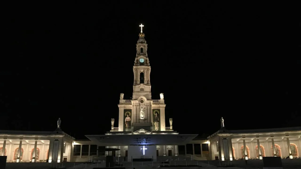 LIVE: Heilige Messe aus Heiligtum Fatima