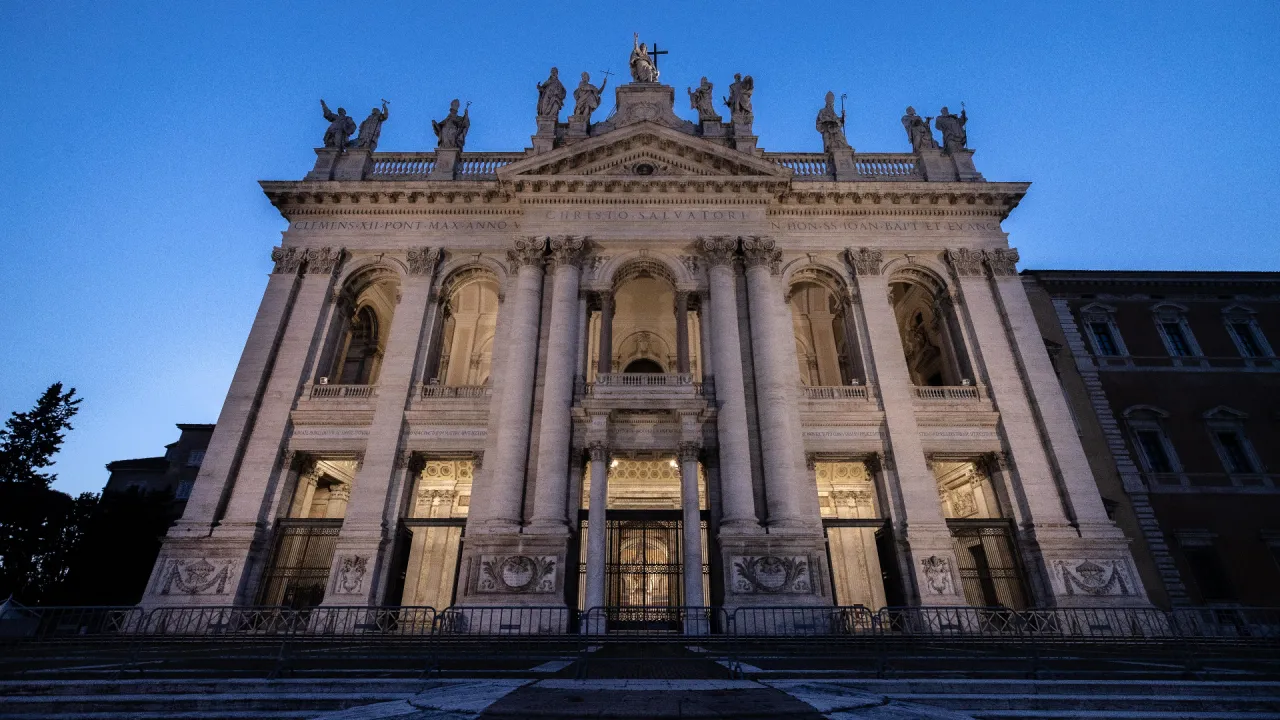 LIVE: Heilige Messe zum Weihetag der Lateranbasilika mit Papst Leo XIV.