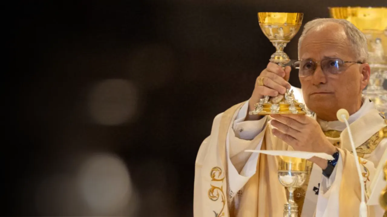 LIVE: Heilige Messe am Gedenktag des Hl. Martin, Bischof von Tours mit Papst Leo XIV.