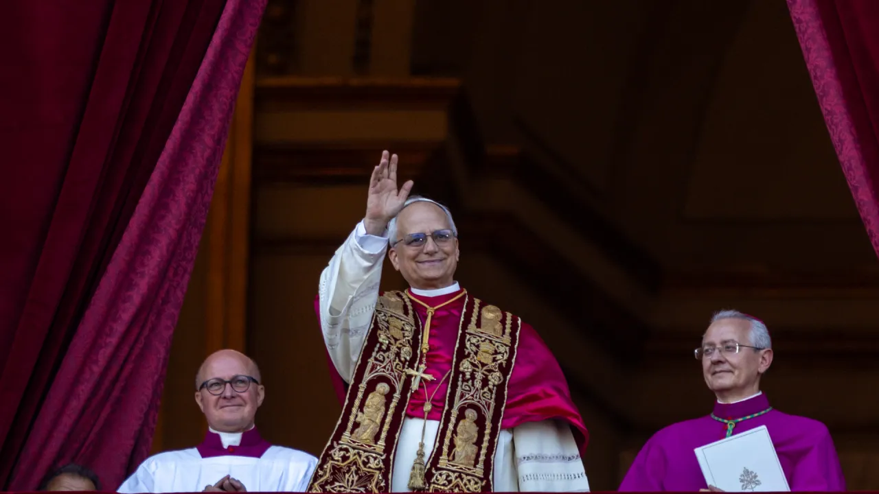LIVE: Hochfest der Geburt des Herrn - Segen 