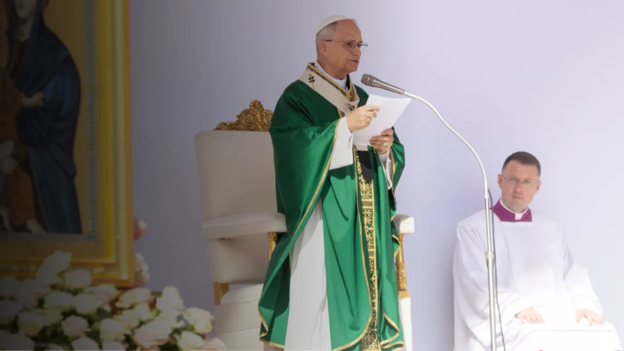 LIVE: Erste Vesper zum Hochfest der Gottesmutter Maria und 