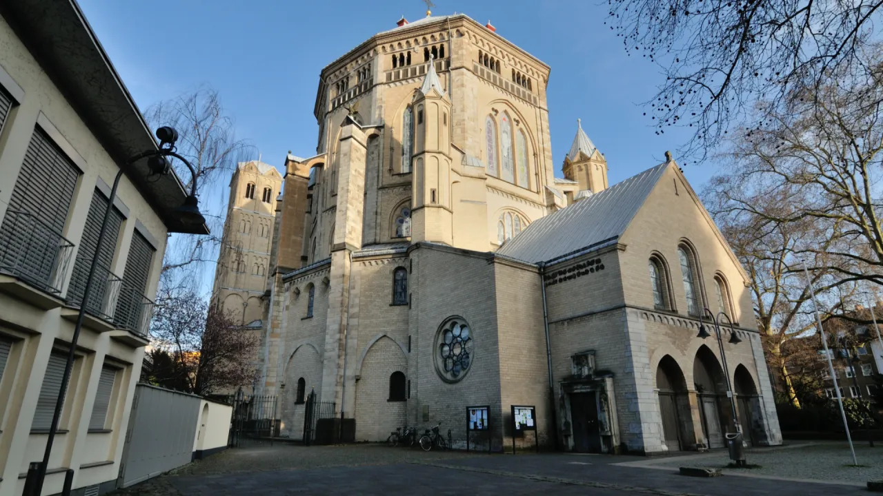LIVE: Pontifikalamt zum Aschermittwoch der Künstlerinnen und Künstler aus St. Gereon in Köln