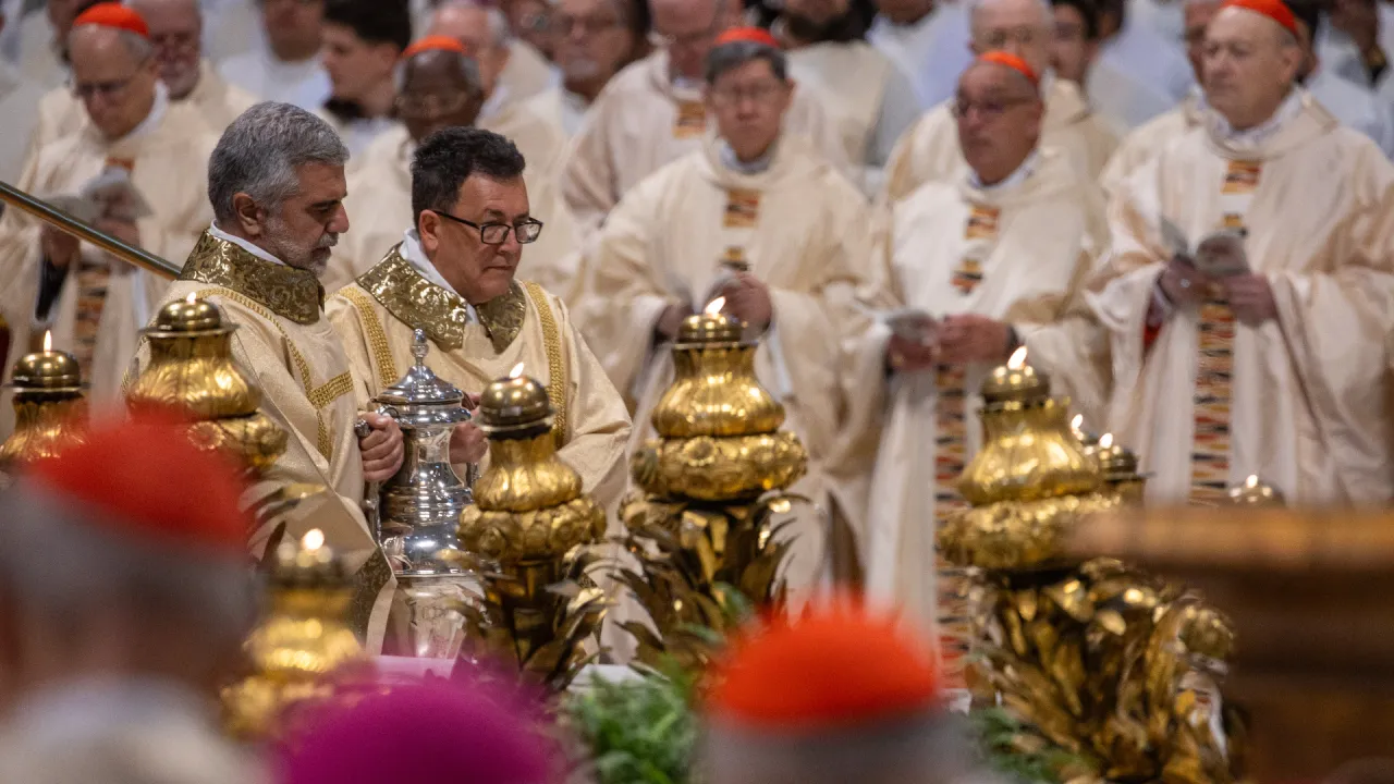 LIVE: Chrisammesse mit Papst Leo XIV. im Vatikan