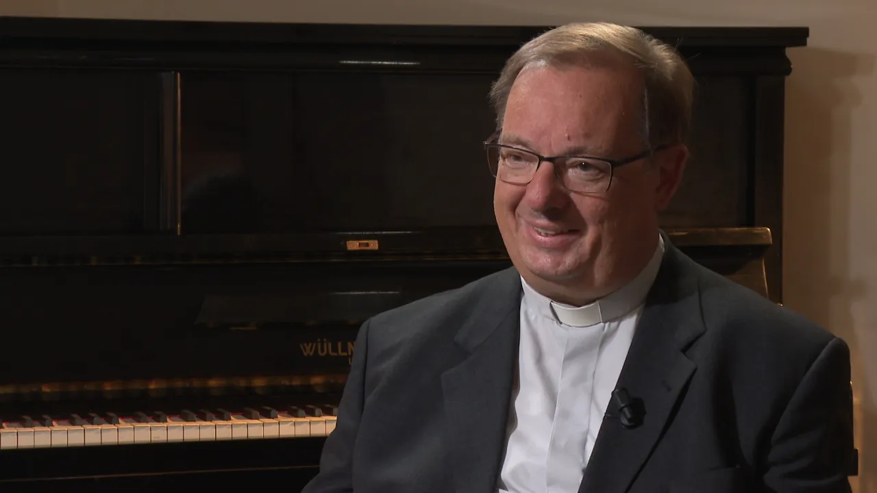 EWTN Galerie: Ohne Gottesbezug kein Recht – Zum Verhältnis von Kirche und Staat